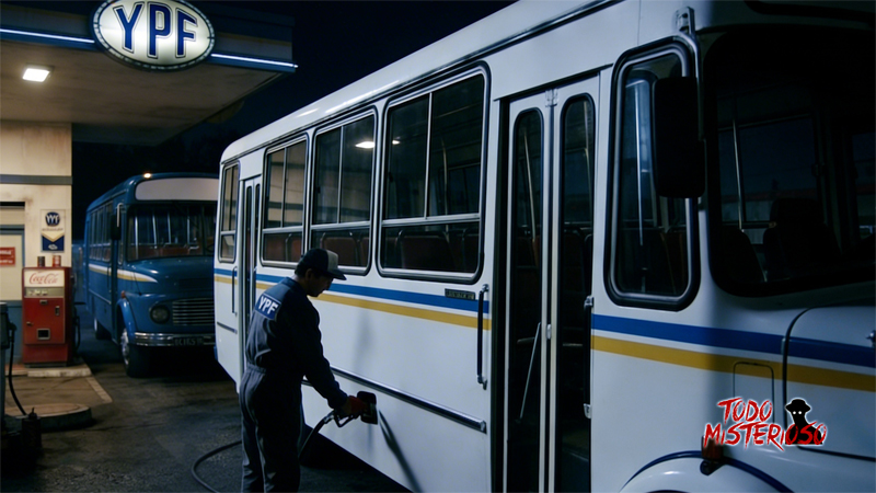 Cargando combustible a colectivo. Imagen ilustrativa